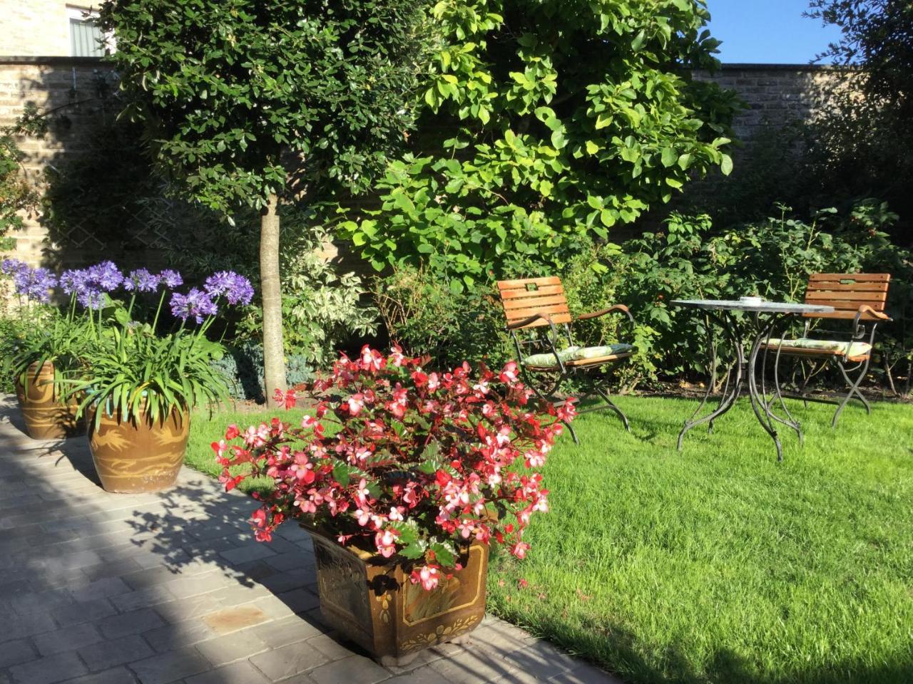 B&B Auberge De Klasse Veurne Esterno foto