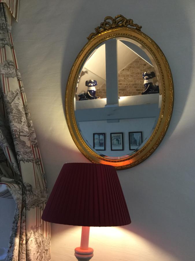 B&B Auberge De Klasse Veurne Esterno foto