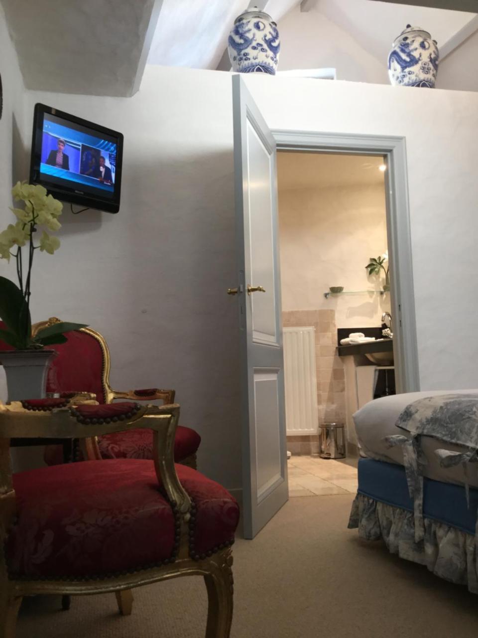 B&B Auberge De Klasse Veurne Esterno foto